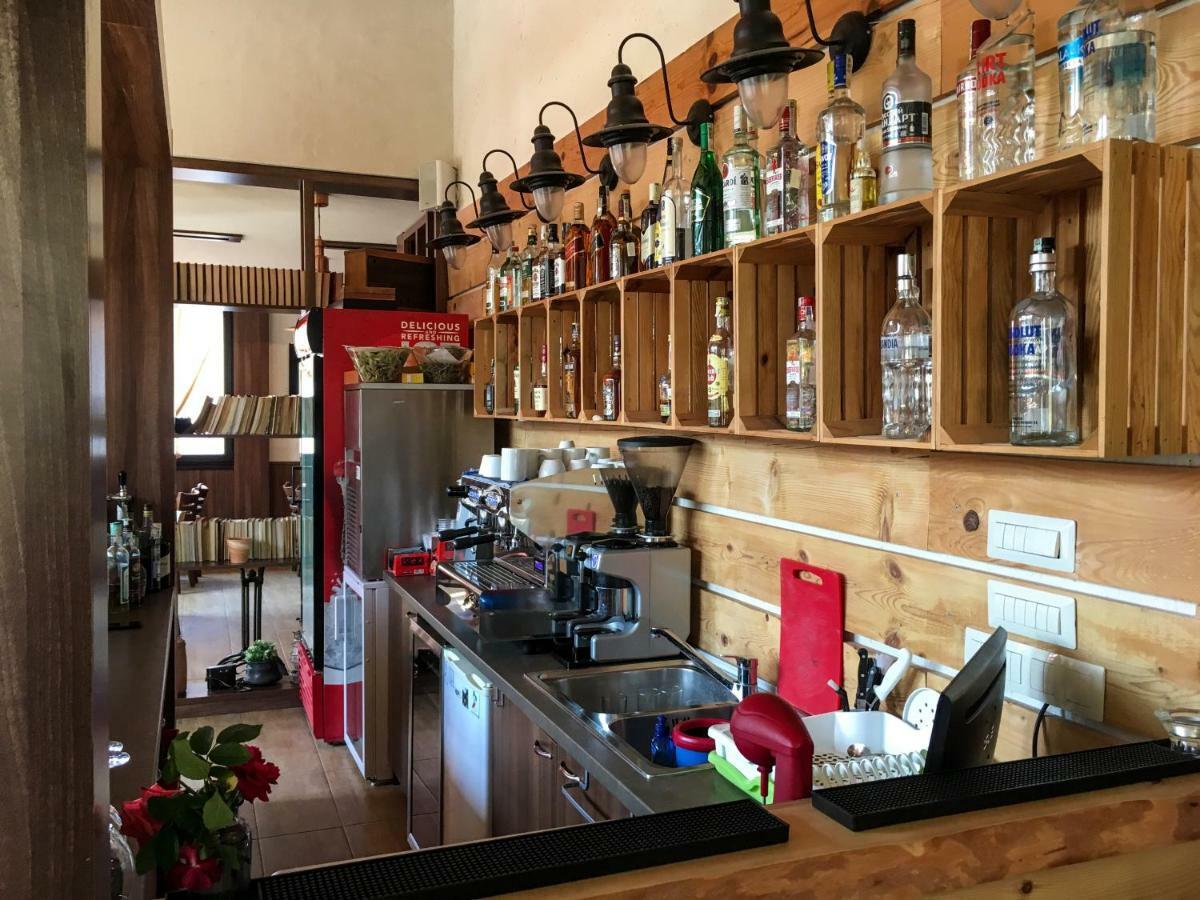 Guest House Bukor Shtepi Mandrica Buitenkant foto